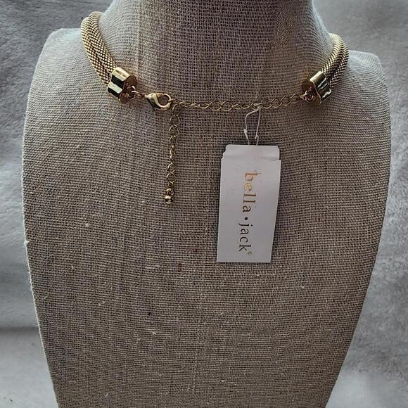 Gold Rings Necklace - Picture 6 of 8